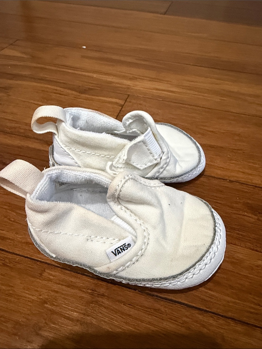 Vans Infant White Canvas Slip-On Shoes size 2